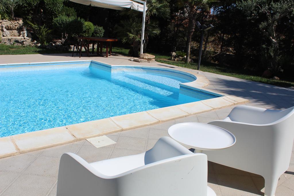 איספיקה Villa Orchidea Luxury B&B מראה חיצוני תמונה
